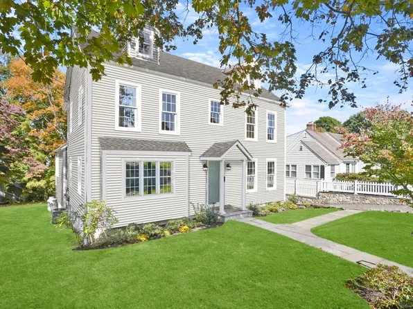 11 Hillsdale Avenue, Ridgefield, CT 06877