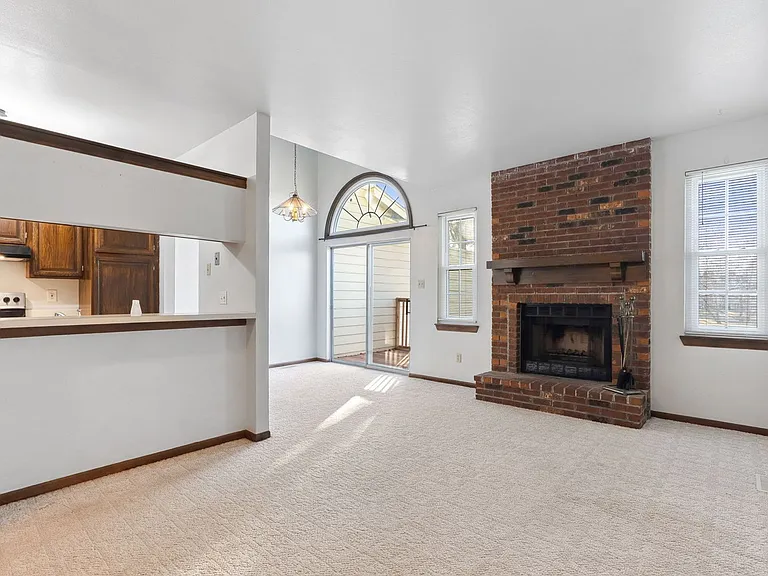 12110 Autumn Lakes Dr — Photo 6