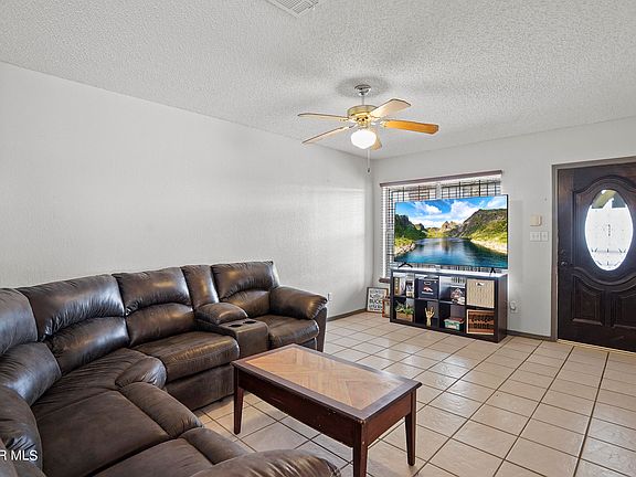5th image of 11793 Charter Park Ave
