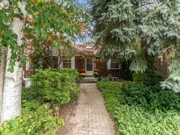 30 Barbara Cres, Toronto, ON M4C 3B2