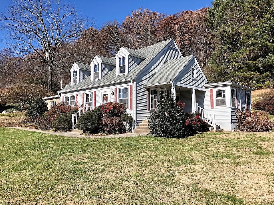 1st image of 229 Sandalwood Dr