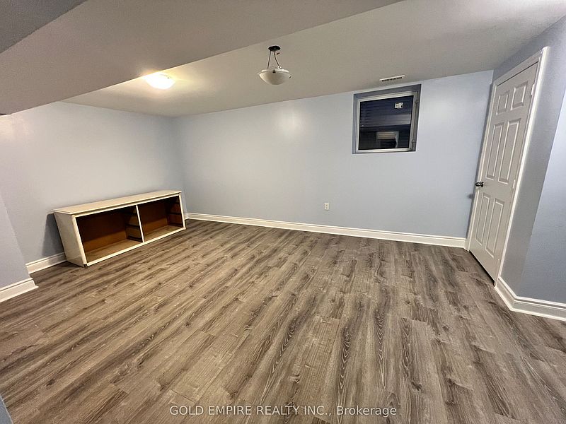 London House for rent - 2 Bedrooms — photo 11