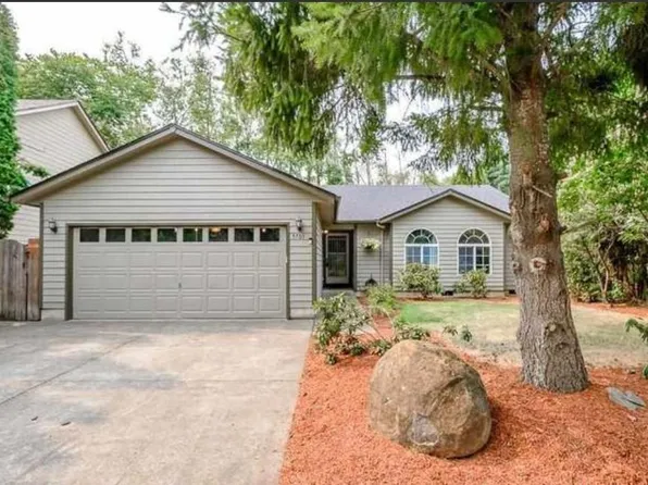 5701 Woodside Dr SE, Salem, OR 97306