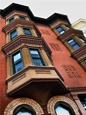 Rented by RES New York | media 11