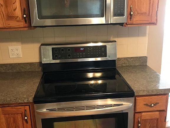 4th image of 10631 Thayer Dr