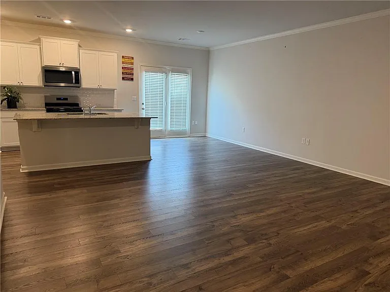 3101 Greyton Dr — Photo 3