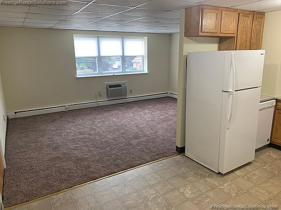 2nd image of 1750 Washington St #12