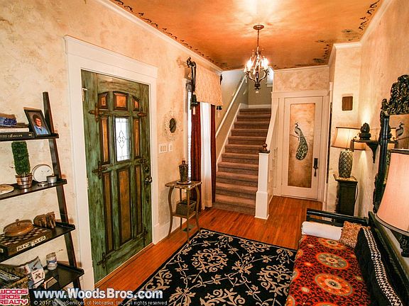 3rd image of 2222 Bradfield Dr