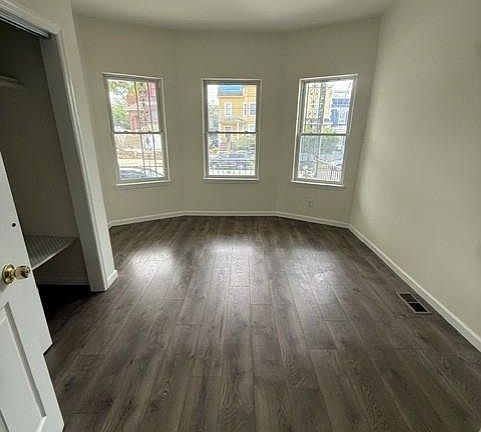 2nd image of 102 Broad St