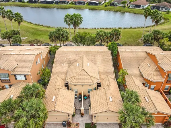 2472 PALM TREE DRIVE, KISSIMMEE, FL 34759