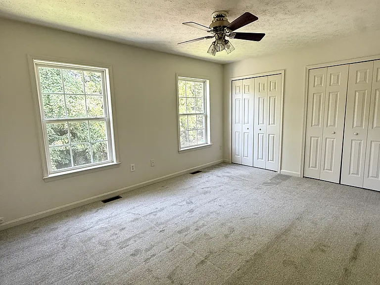9906 Warwick Pl — Photo 9