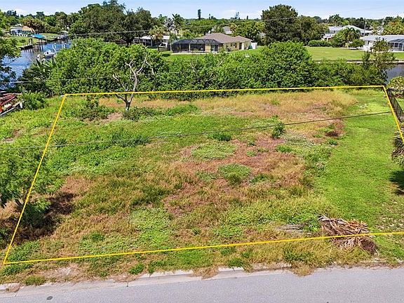 3rd image of 213 WATERWAY CIRCLE NE LOT 27
