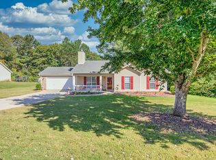 407 Lokeys Ridge Rd, Bethlehem, GA 30620