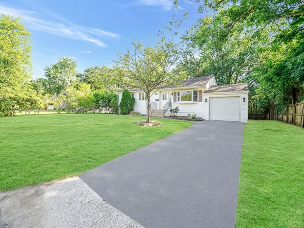 218 Eastwood Boulevard, Centereach, NY 11720