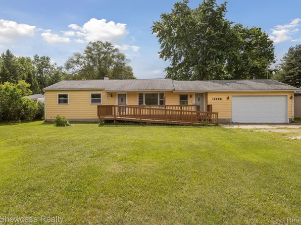 14353 N Bray Rd, Clio, MI 48420