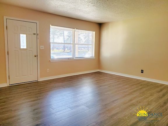2nd image of 321 Holmes Blvd