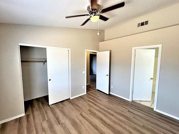 5th image of 625 W Romley Ave #1