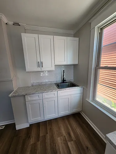 2410 Campbell Ave #1 Photo 1