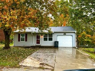 210 Hickory Dr, Connersville, IN 47331