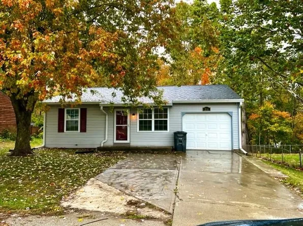 210 Hickory Dr, Connersville, IN 47331