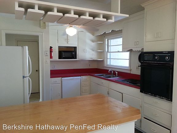 3rd image of 7502 Mayland Dr