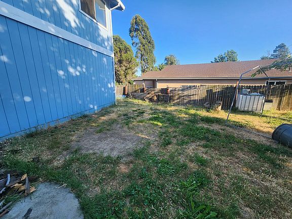 3rd image of 3 Greenfield Ct
