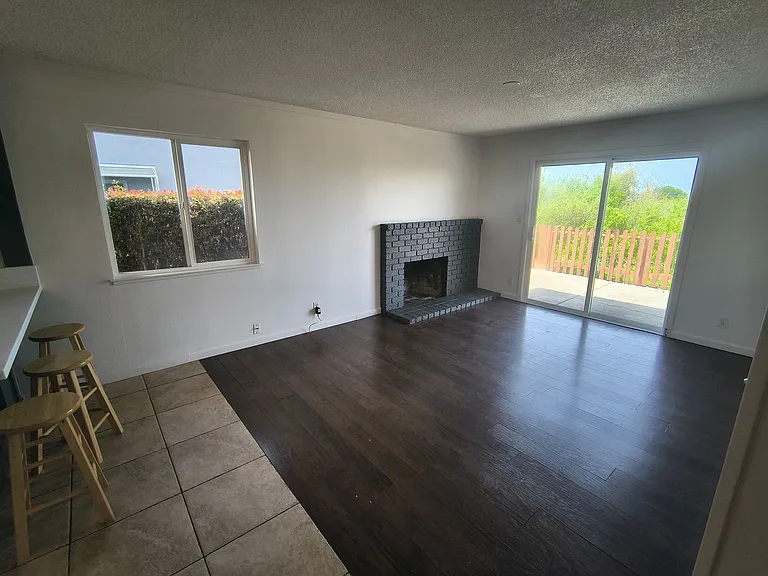 2275 Cypress Ave — Photo 16
