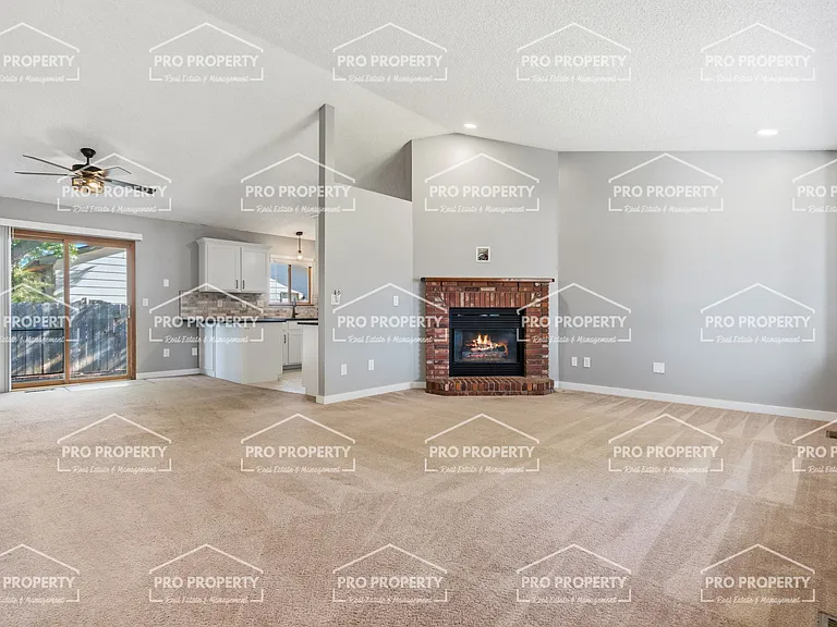 2526 10th St SW — Photo 4
