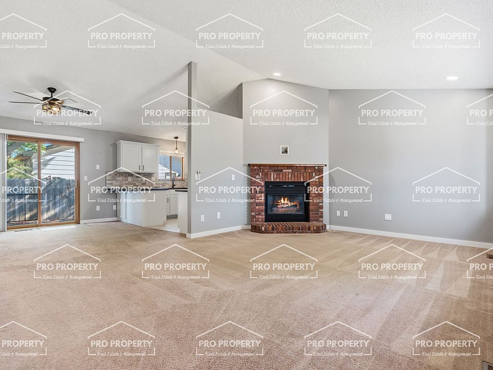 1st image of 2526 10th St SW