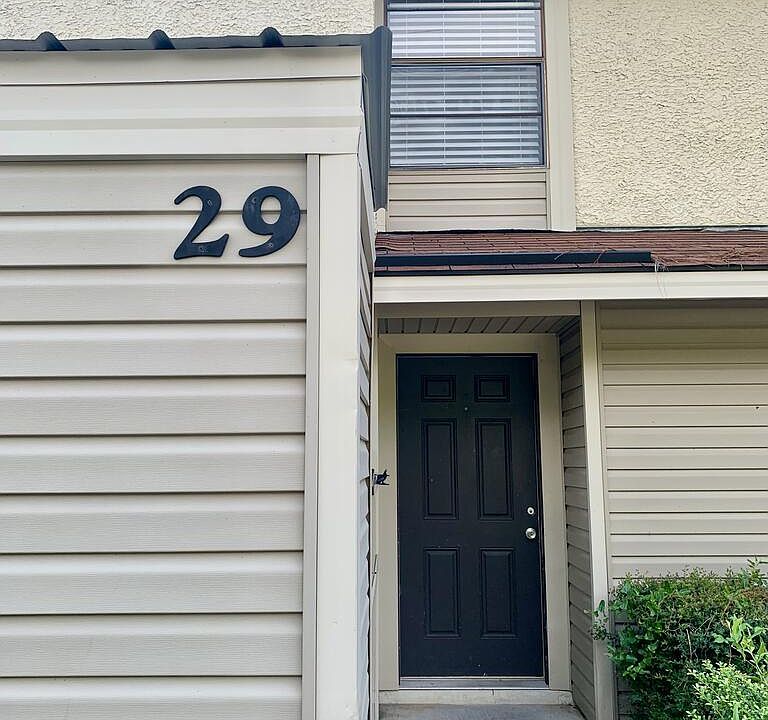 1st image of 901 Olmstead Dr APT 29