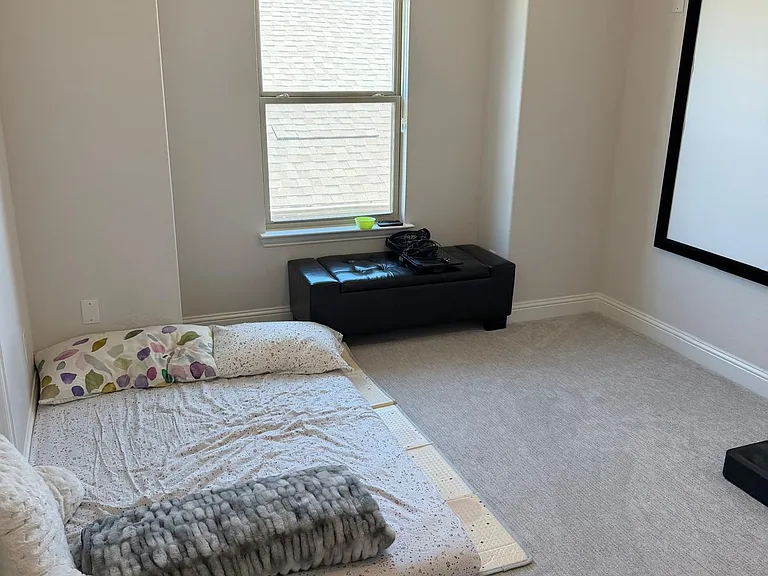 1313 Johnson Dr — Photo 32