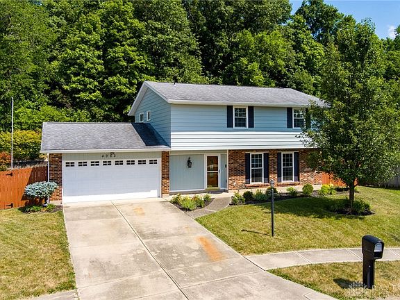 3rd image of 4962 Stoneyview Ct