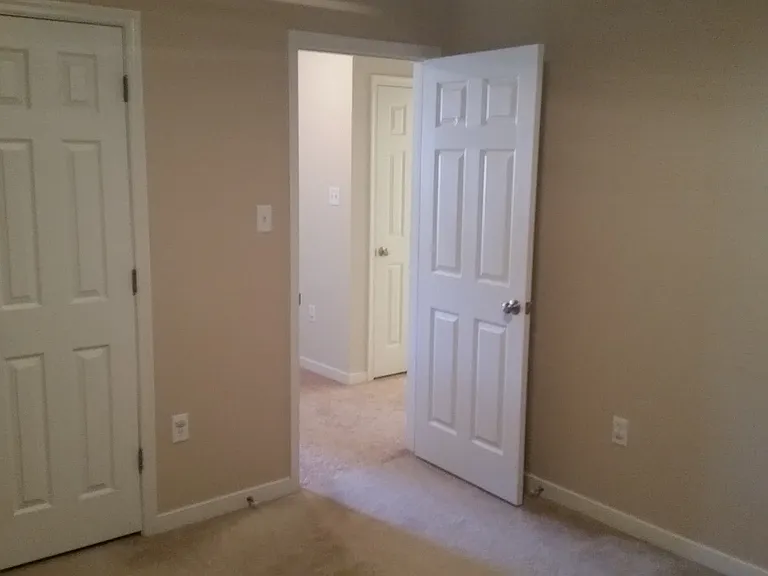 2740 Parview Way — Photo 27