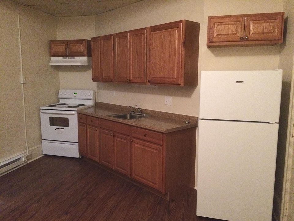 2nd image of 49 N Potomac St APT 1