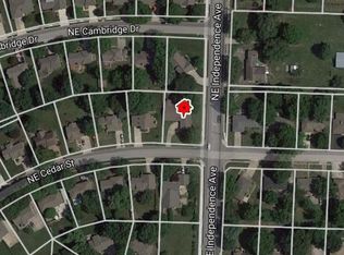 722 NE Cedar St, Lees Summit, MO 64086