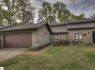 328 Skylark Cir, Greer, SC 29650