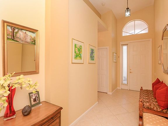 5th image of 227 NW Chorale Way NE