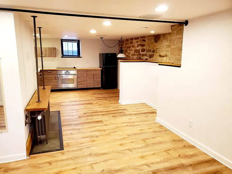 719 Remington St — Photo 35