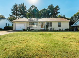 1505 Beta Dr, Florissant, MO 63031