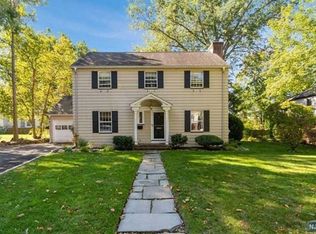 30 Lawrence Pkwy, Tenafly, NJ 07670