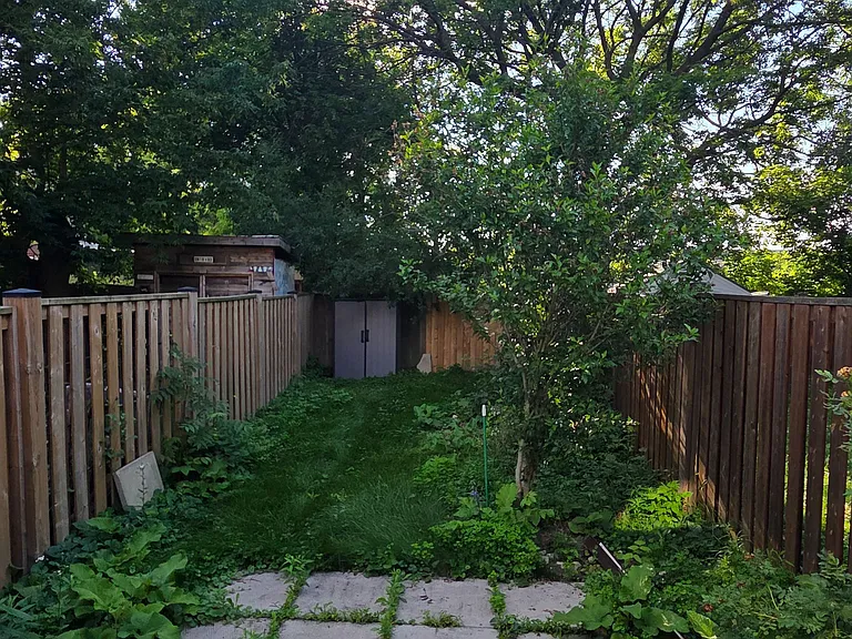 33 Hawthorne Ave — Photo 13