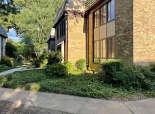 10317 Cherry View Ct, Oakton, VA 22124