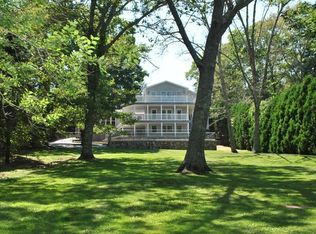 1328 Drift Rd, Westport, MA 02790
