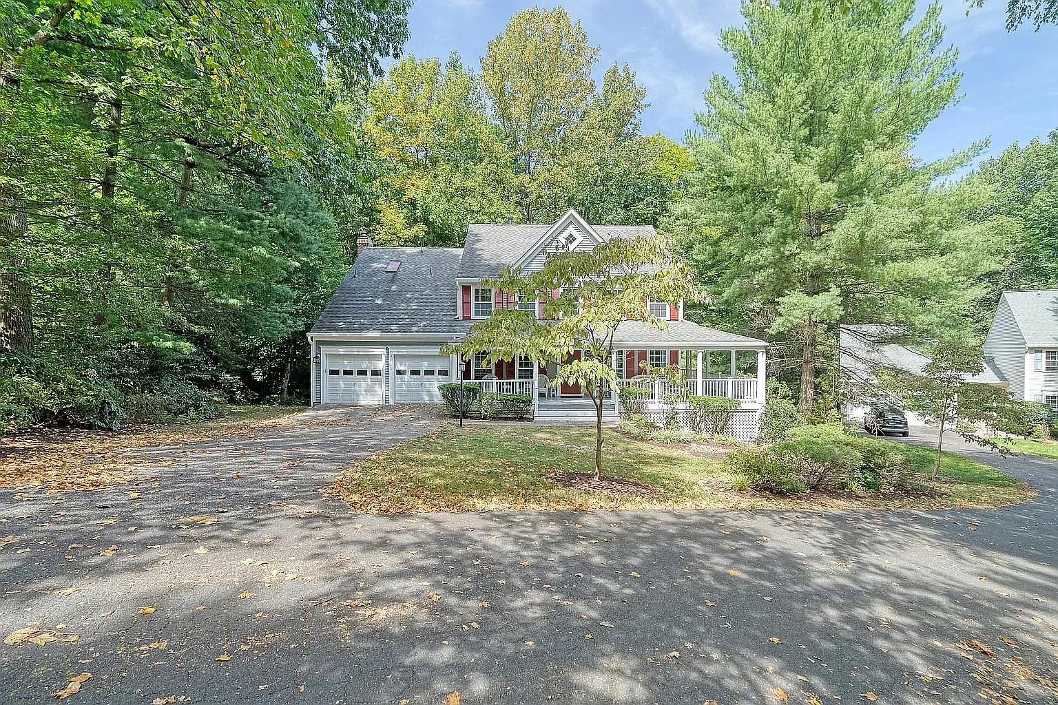 5 bed, 3424 sqft, $4,950 — Photo 1