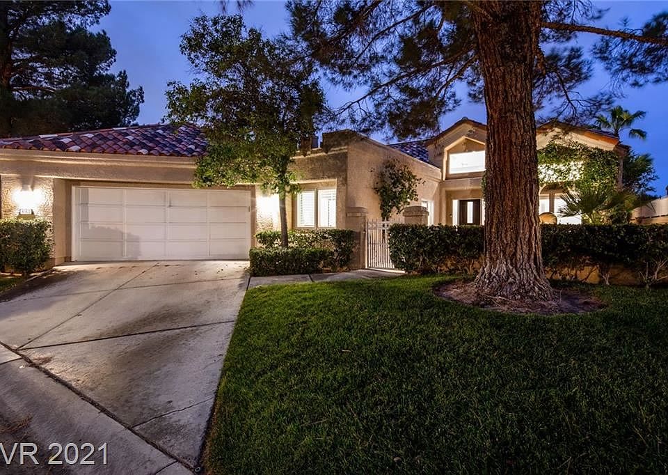 1st image of 8161 Round Hills Cir