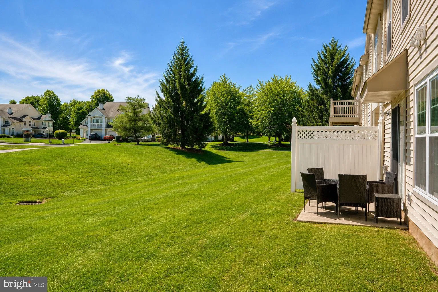 3 bed, 2.5 bath, 1500 sqft, $3,000 — Photo 4