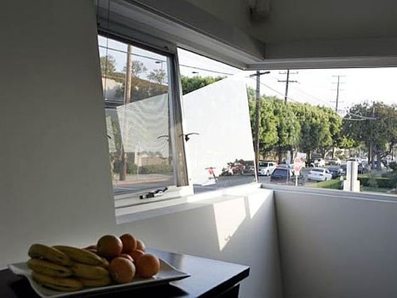 4th image of 11331 Mississippi Ave