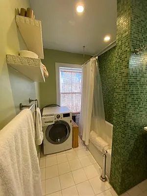 Rented by R New York | media 15