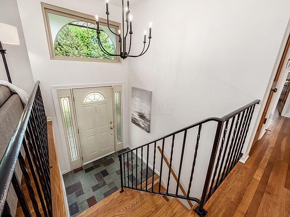 4th image of 430 Oberlin St