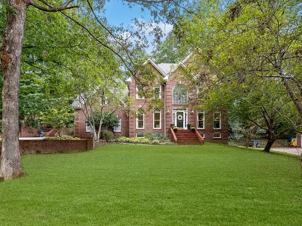 442 E Hampton Ct, Cookeville, TN 38501